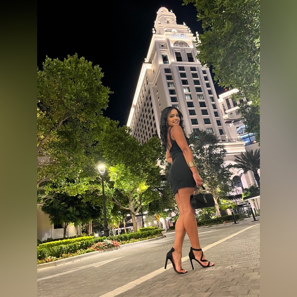 MEET THE POSHER! - Picture 4 of 13